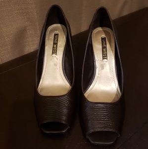 Nine West- Brown Peep Toe Heels